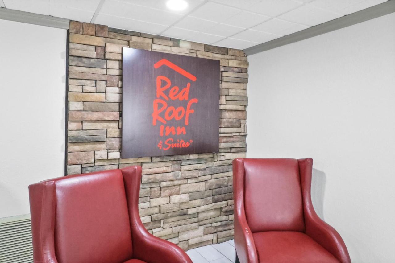 Red Roof Inn & Suites Fayetteville-Fort Bragg Dış mekan fotoğraf